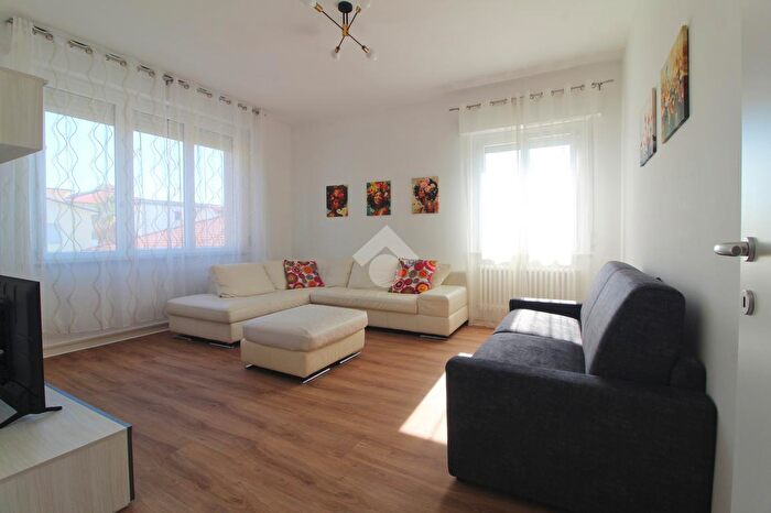 Appartamento quadrilocale in vendita in Via Galvani, Giulianova