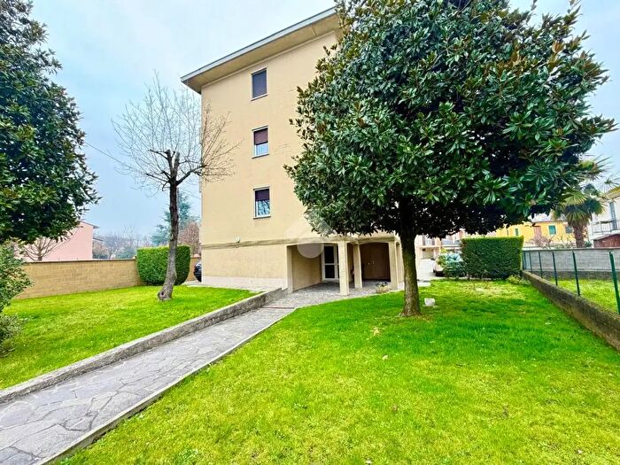 Appartamento bilocale in vendita in Via XXV Aprile, Castelleone