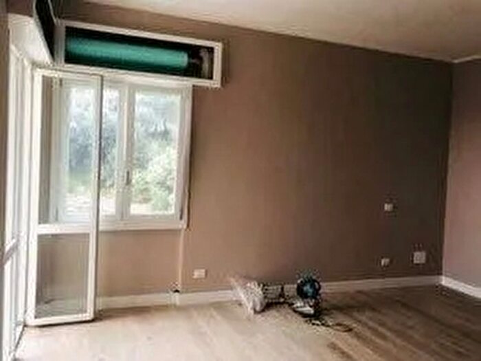 Appartamento trilocale in vendita in Via Livio Canale Varazze, Varazze