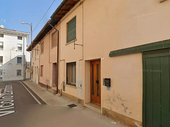 Casa trilocale in vendita in Vicolo Zamboni, Sacile