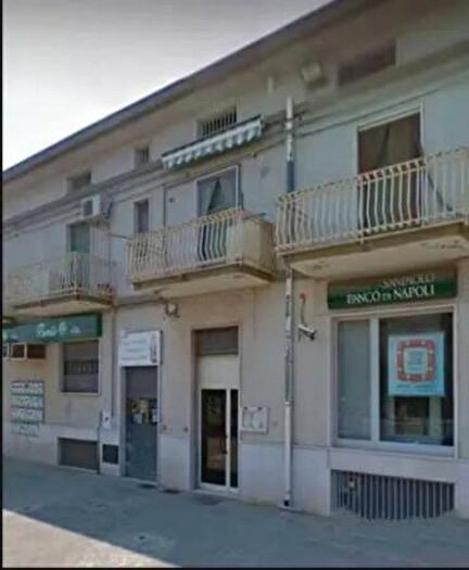 Appartamento trilocale in vendita in Via Gioacchino Rossini, Serracapriola