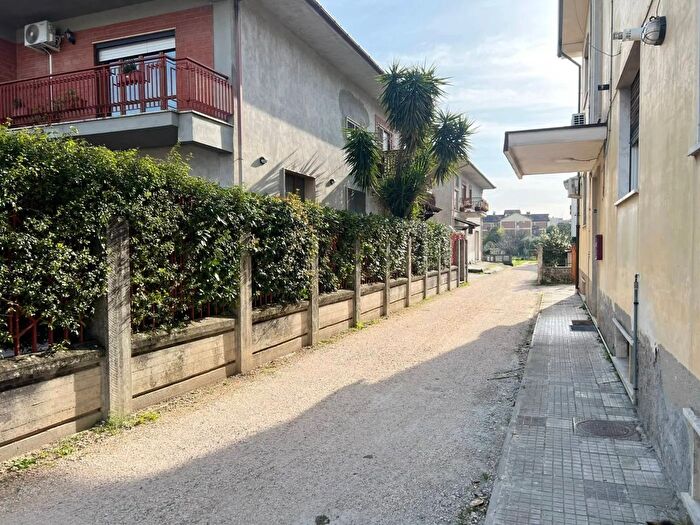 Appartamento quadrilocale in vendita in Via San Giuliano Sora Frosinone, Sora