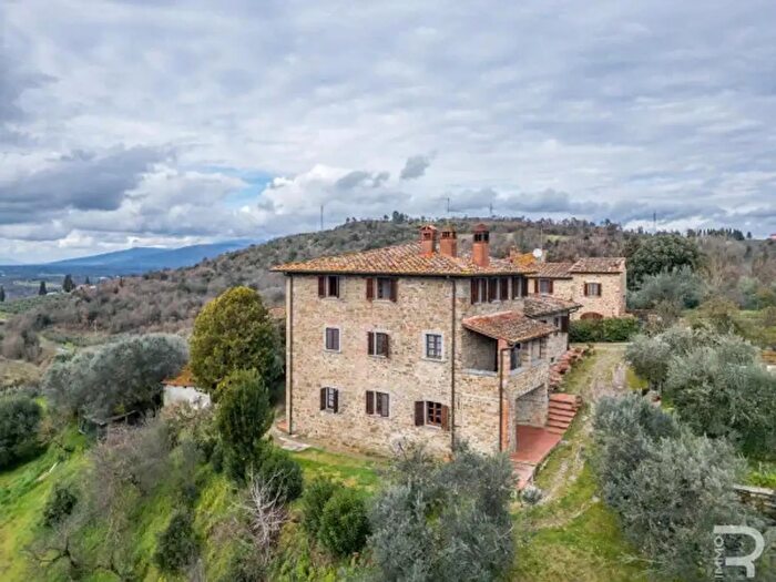 Casa con 6 locali in vendita in Località Pieve di Maiano, Arezzo