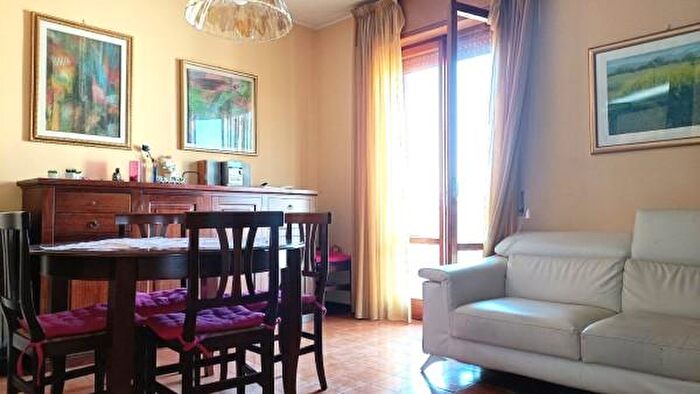 Appartamento con 6 locali in vendita in Via Croce, Bojano