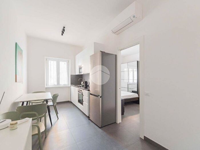 Appartamento bilocale in vendita in Via Vincenzo Troya, Monte Mario Trionfale, Roma