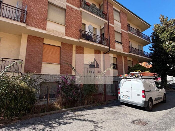 Appartamento quadrilocale in affitto in Via Volturno, Centro, Bra