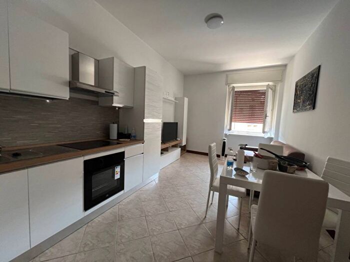 Appartamento bilocale in affitto in Via Roma, Sarnico