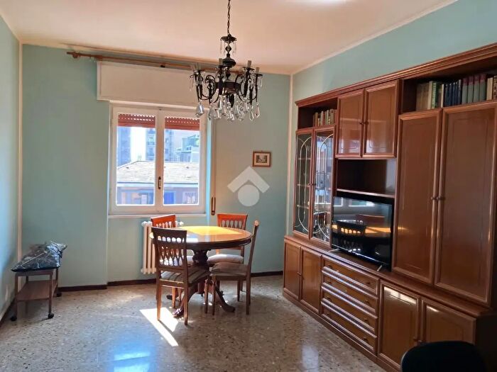 Appartamento bilocale in vendita in Via dei Pini, Melegnano