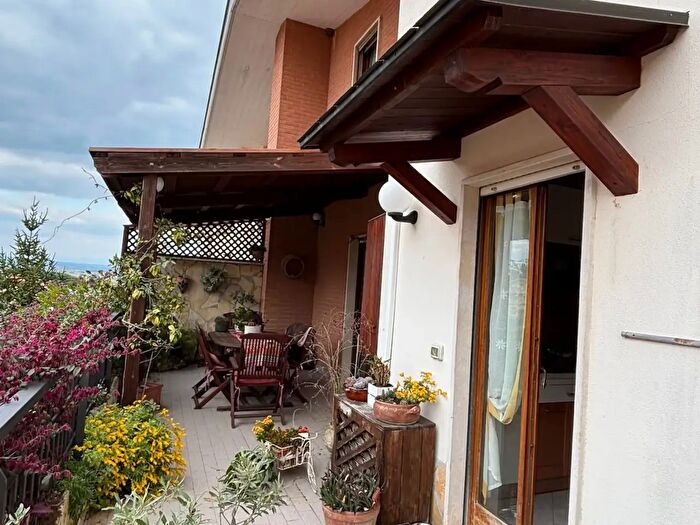 Appartamento quadrilocale in vendita in Via Monti della Storta, Roma