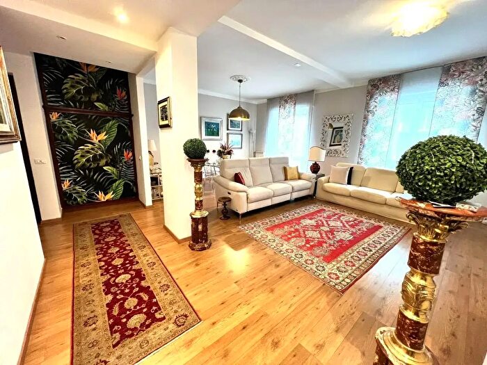 Appartamento quadrilocale in vendita in La Spezia