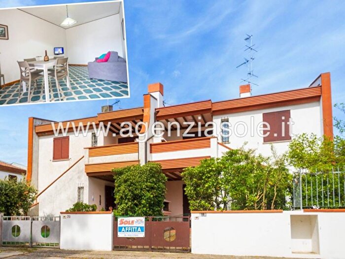 Casa trilocale in affitto in Viale Somalia, Lido delle Nazioni, Comacchio