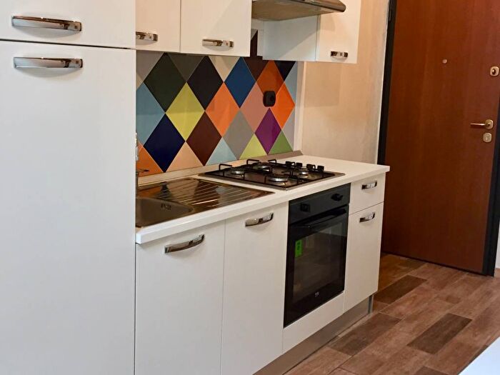 Appartamento bilocale in affitto in Via Amedeo Rossi, Centro Storico, Cuneo