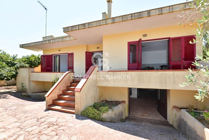 Casa quadrilocale in vendita in Via Provinciale Snc, Ruffano