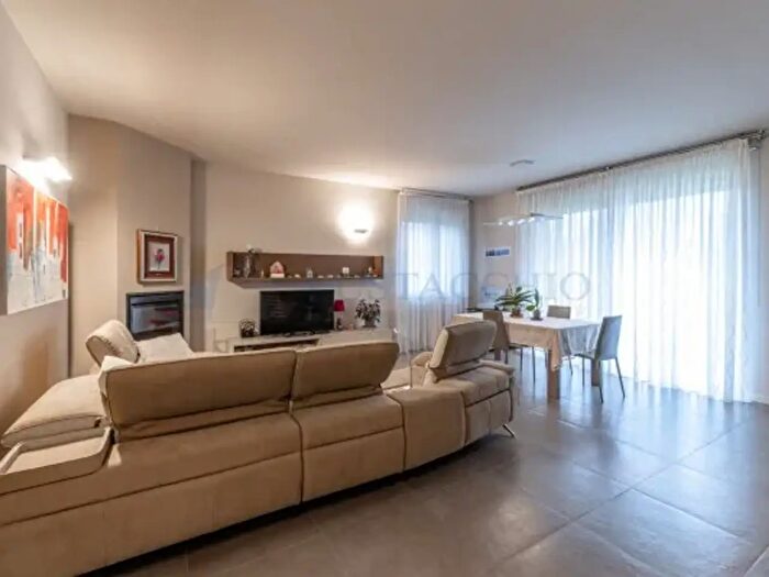 Casa quadrilocale in vendita in Via Carlo Cattaneo, Dalmine