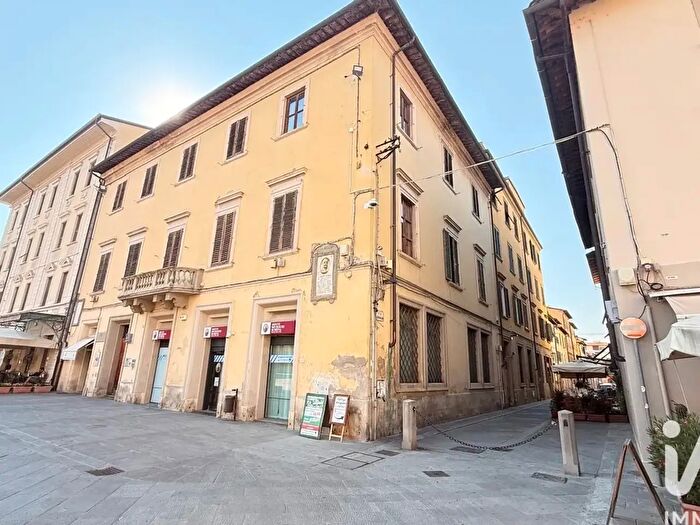 Appartamento con 5 locali in vendita in Via Giuseppe Garibaldi, San Giovanni Valdarno