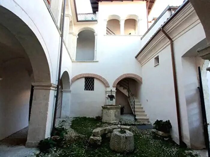 Appartamento con 5 locali in vendita in Via De Grottone, SantEusanio Forconese