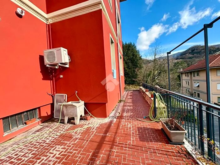 Appartamento quadrilocale in vendita in Via Carlo nello Rosselli, SantOlcese