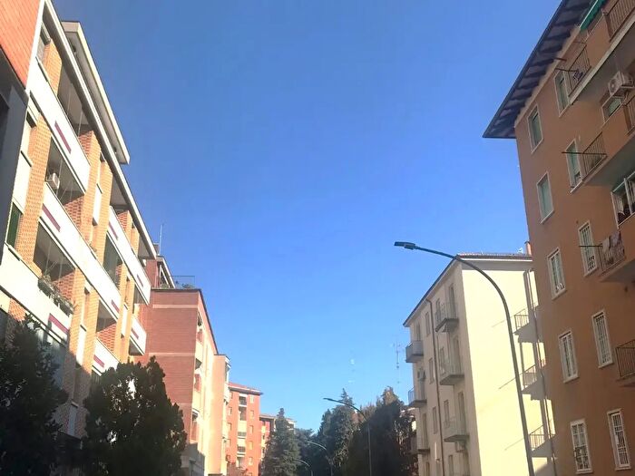 Appartamento quadrilocale in vendita in Via Claudio Treves, Bologna
