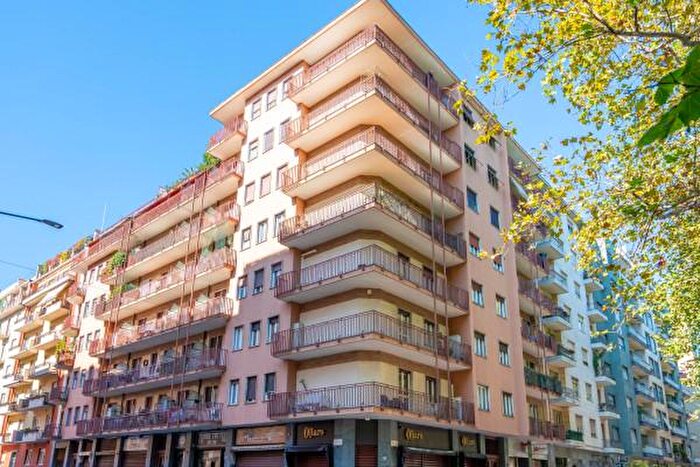 Appartamento trilocale in vendita in Via Boston, Torino