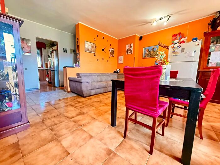 Appartamento trilocale in vendita in Via dei Germani, Ardea