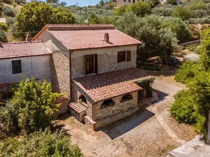 Casa con 6 locali in vendita in Strada Provinciale Cinigianese, Cinigiano