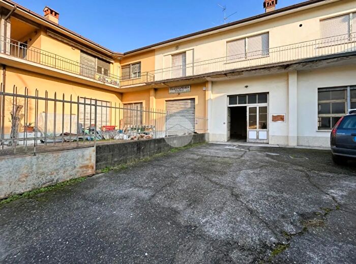 Casa trilocale in vendita in Via S Giorgio, Rovato