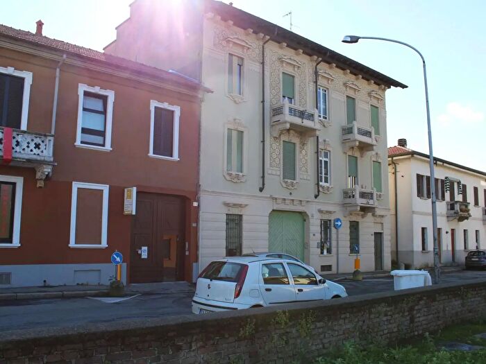 Appartamento bilocale in vendita in Via Vincenzo Bellini, Busto Arsizio