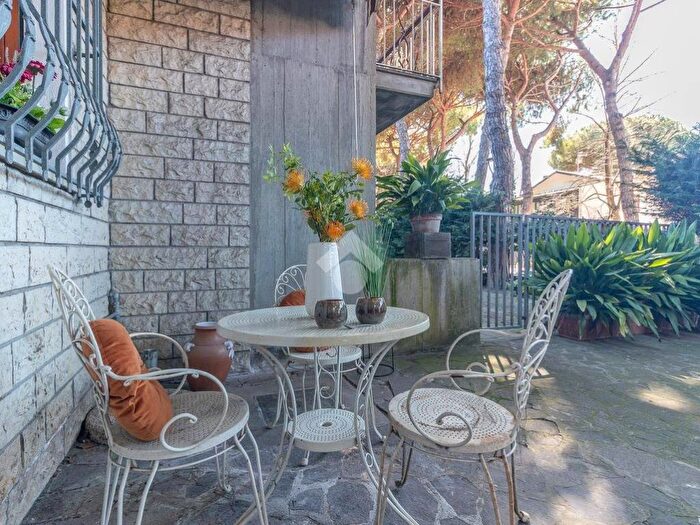 Appartamento quadrilocale in affitto in Viale Capua, Centro, Cervia