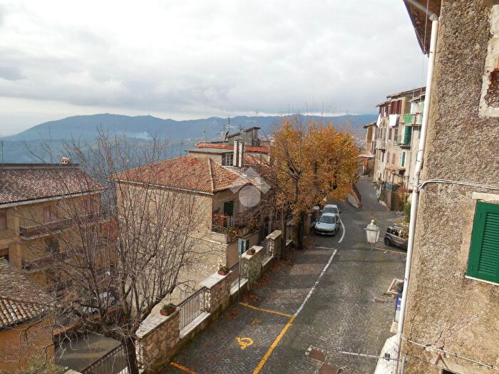 Appartamento bilocale in vendita in Via dei Venti, Bellegra