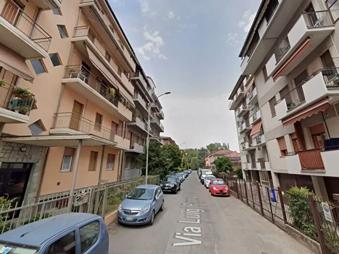 Appartamento bilocale in affitto in Via Luigi Poma, Pavia