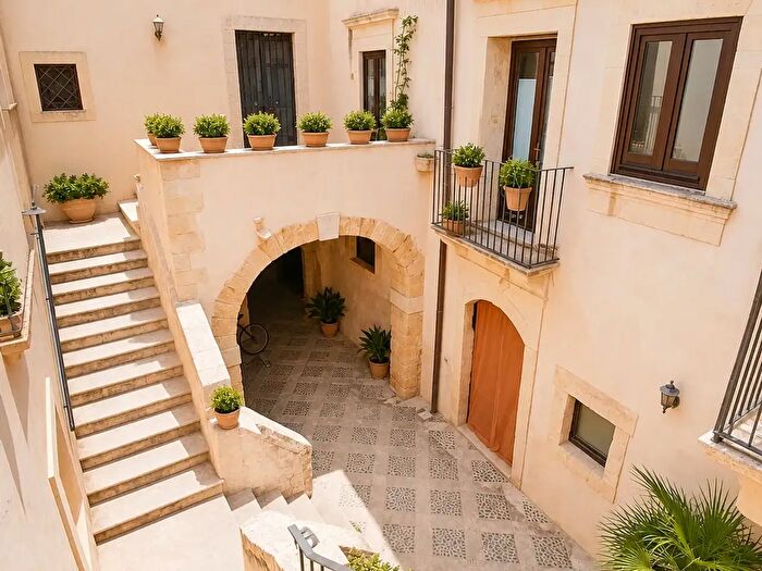 Appartamento bilocale in vendita in Via GB Alagona, Siracusa
