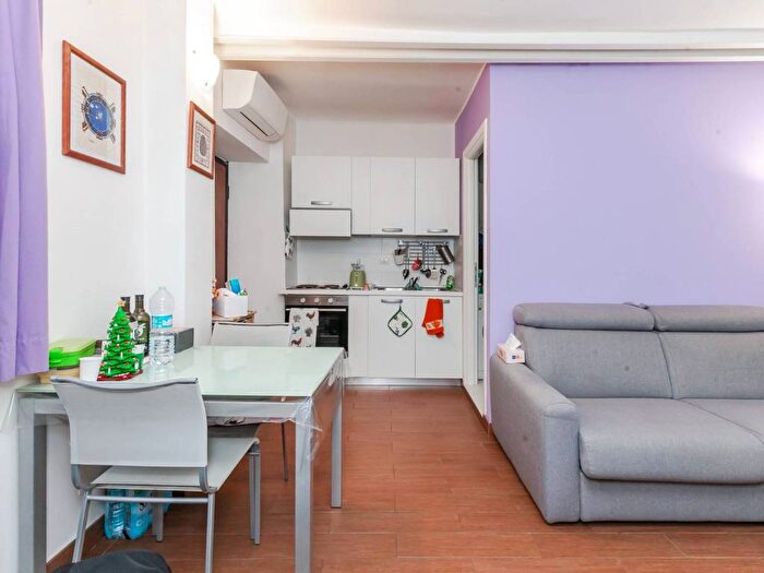 Appartamento monolocale in affitto in Via Luigi Canonica, Arena, Milano