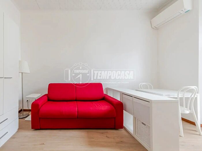 Appartamento monolocale in affitto in Via Uberti, Milano