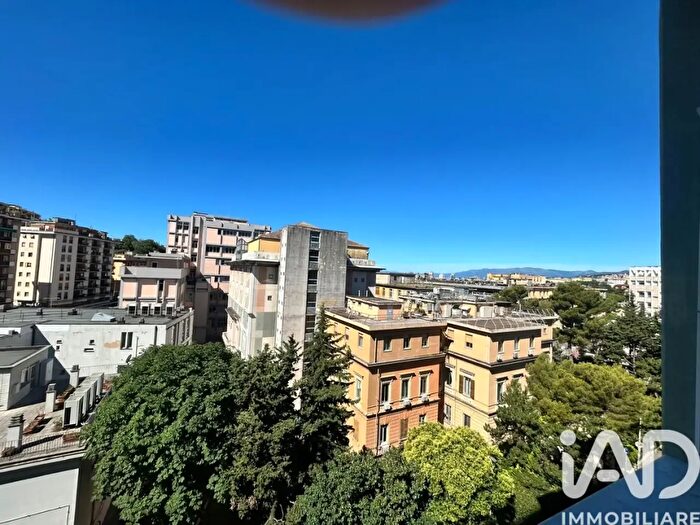 Appartamento con 6 locali in affitto in Corso Europa, Genova