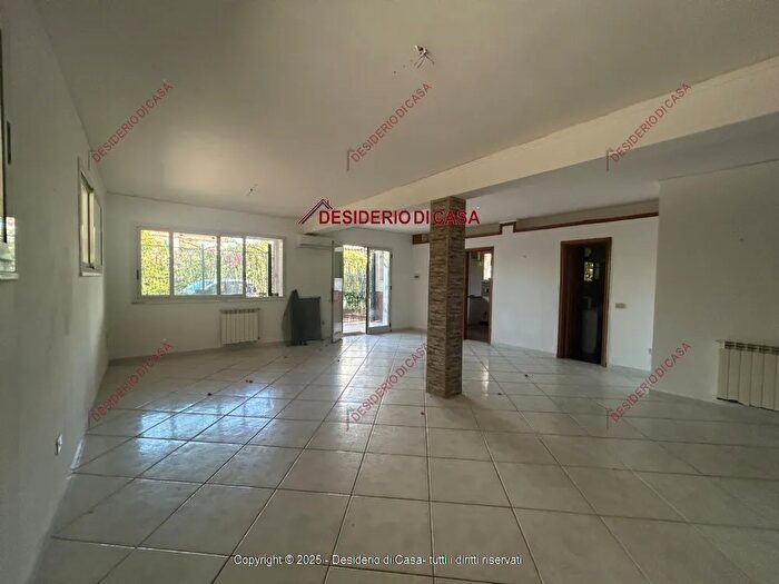 Casa quadrilocale in vendita in Carini