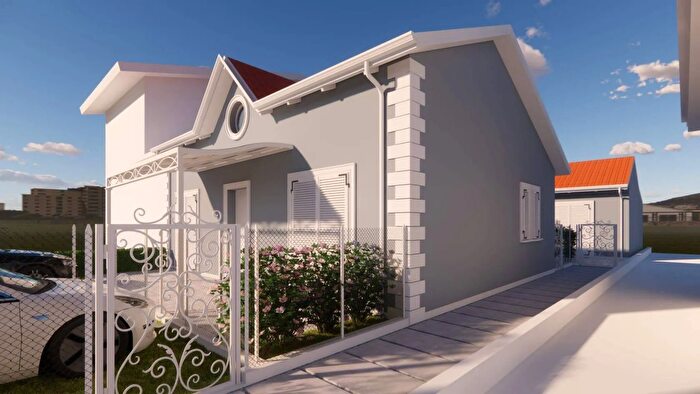 Casa con 5 locali in vendita in Riccione