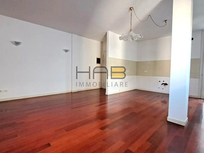 Appartamento trilocale in vendita in Via Anton Maria Antoniazzi, Padova