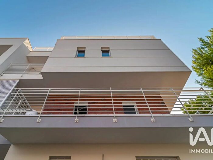 Appartamento con 5 locali in vendita in Via Giovanni XXIII, Civitanova Marche