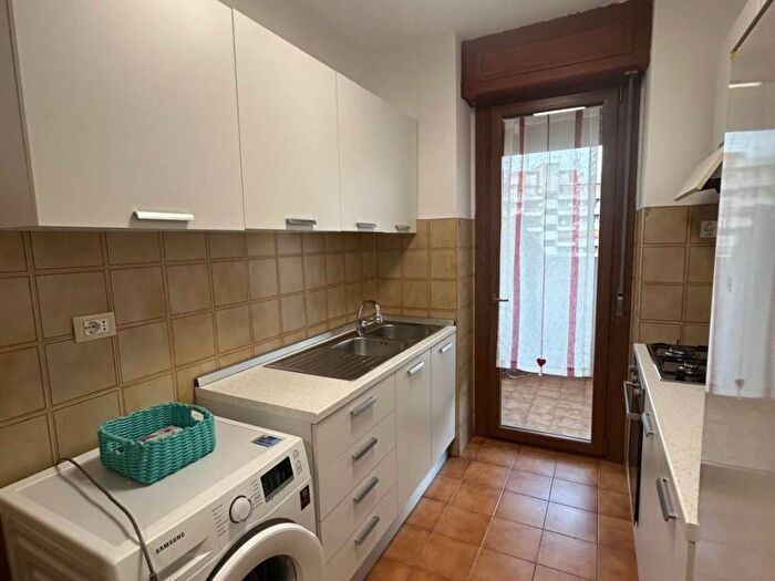 Appartamento trilocale in affitto in Via Eudo Giulioli, Cinecittà, Roma