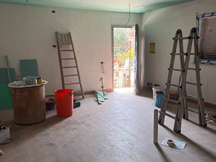 Casa trilocale in affitto in Via Borghesiana, Borghesiana, Roma