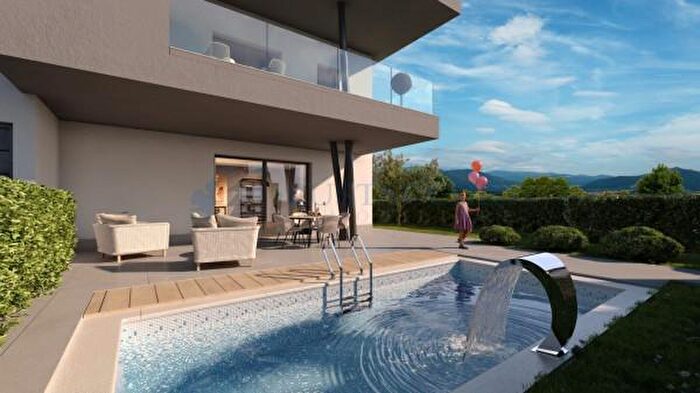 Casa quadrilocale in vendita in Via Udine, Treviolo