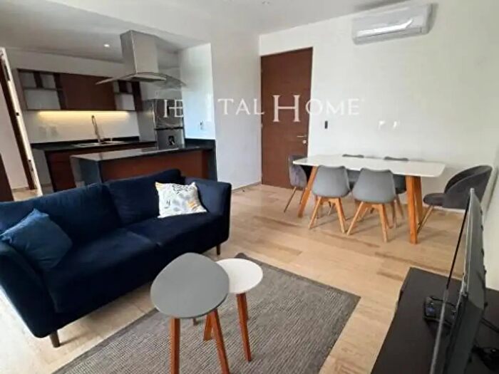 Appartamento trilocale in vendita in Via Francesco Martinengo, Milano