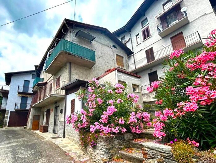 Appartamento bilocale in vendita in Via Discesa al Pozzo, Sondrio