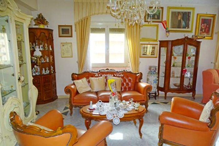 Appartamento con 5 locali in vendita in Via Generale Rodolfo Corselli, Palermo