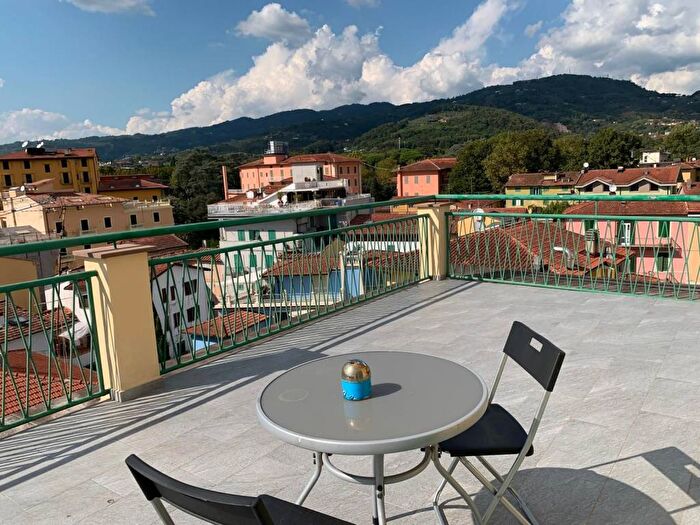Appartamento bilocale in affitto in Via Alessandro Manzoni, MontecatiniTerme