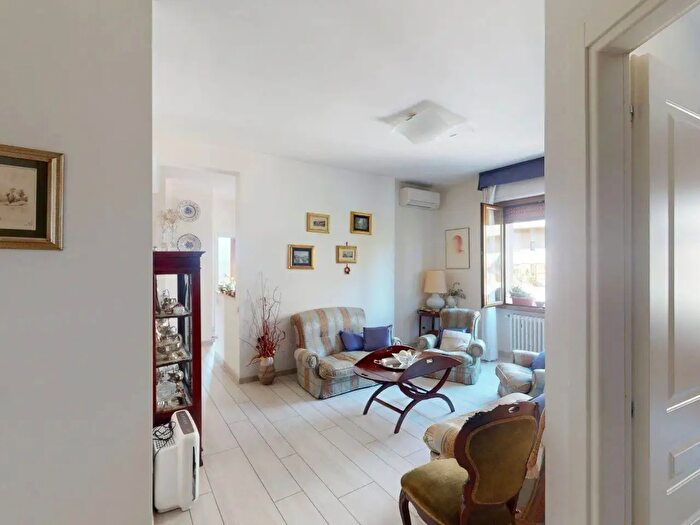 Appartamento quadrilocale in vendita in Scandicci