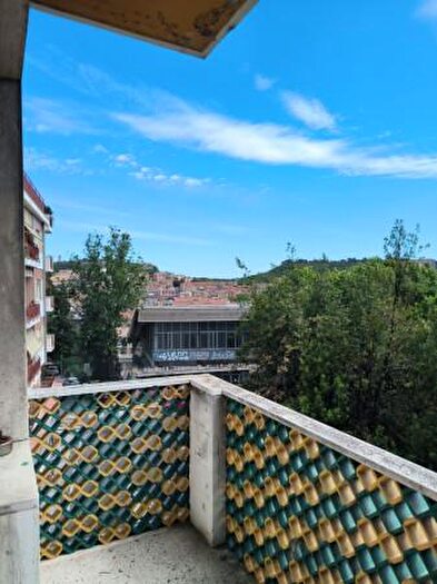 Appartamento con 6 locali in vendita in Via Vittorio Veneto, Ancona