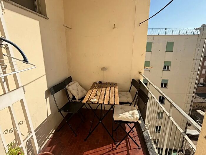 Appartamento con 5 locali in vendita in Bologna