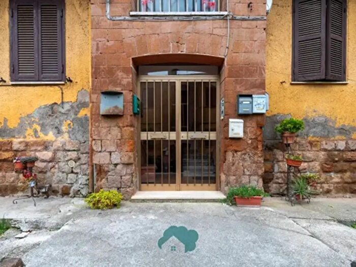 Appartamento trilocale in vendita in Via Camillo Benso di Cavour, Valmontone