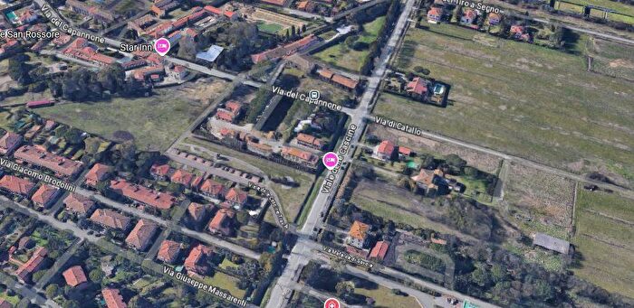 Casa con 10 locali in vendita in Pisa